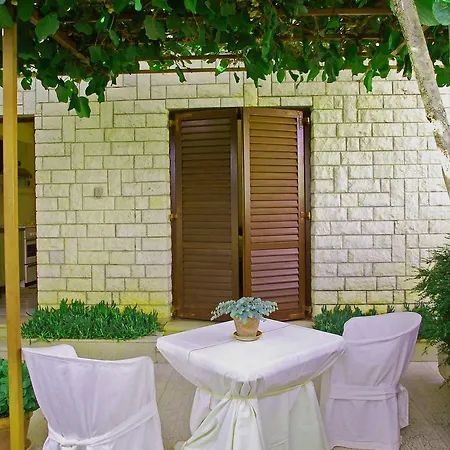 Seaside Appartement Vinkuran