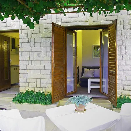 Seaside Appartement Vinkuran